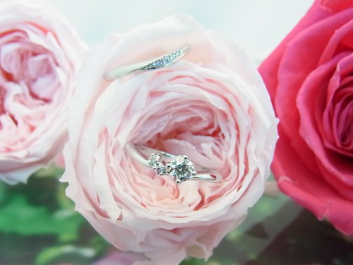 Cafe Ringから新年の贈り物♪ 婚約指輪＆結婚指輪 - セットリング 