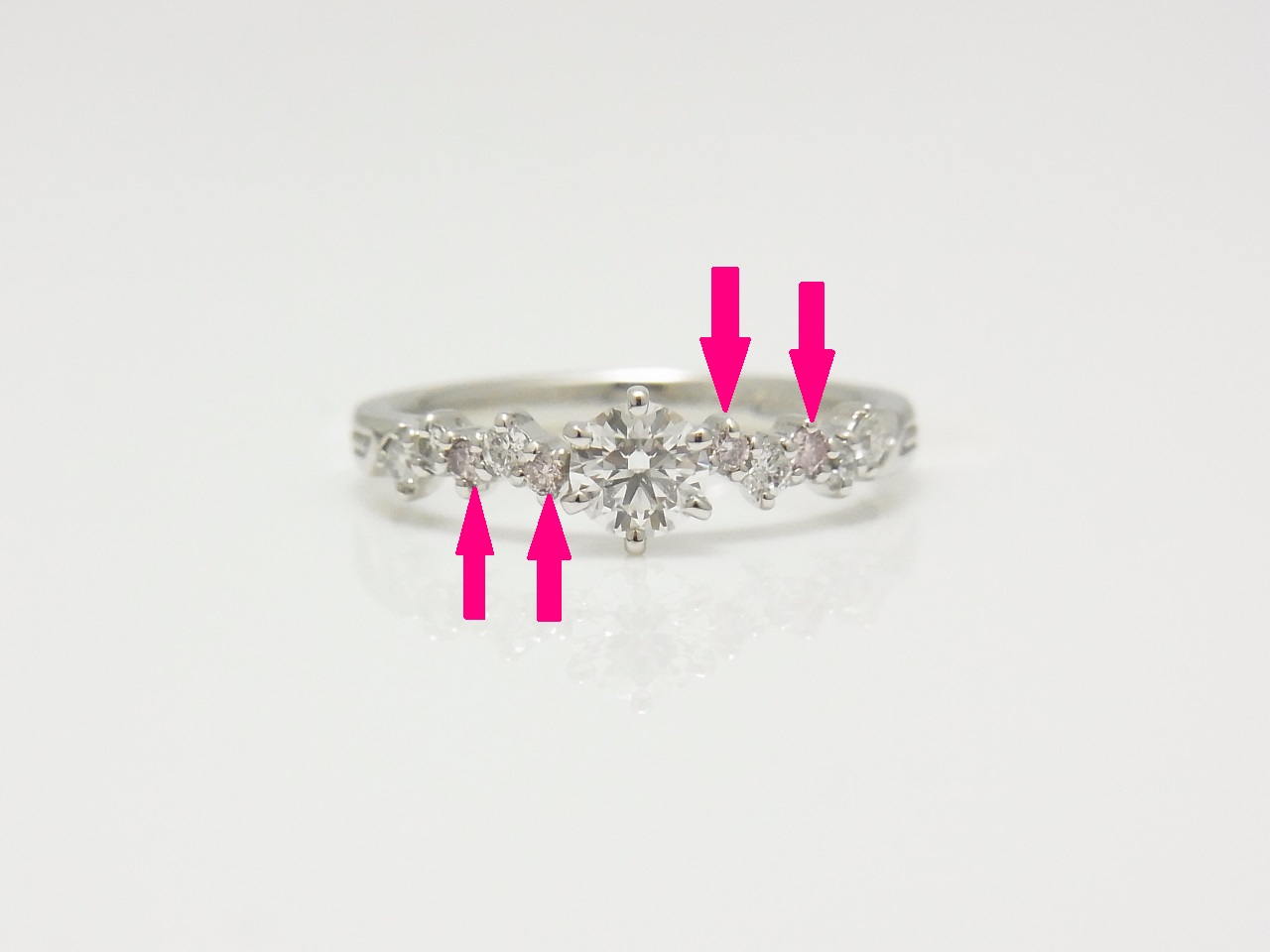 ピンクダイヤモンドのエンゲージリング☆ラパージュ編 ブライダル 婚約指輪 - エンゲージリング 