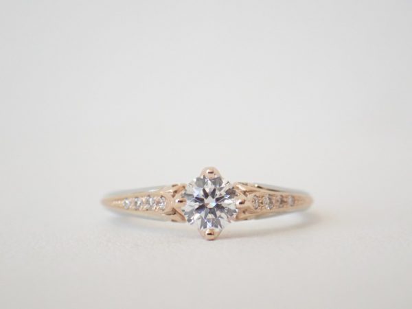 パリ在住のデザイナーさんが届けるオシャレなエンゲージリング♡ ブライダル 婚約指輪 - エンゲージリング その他 