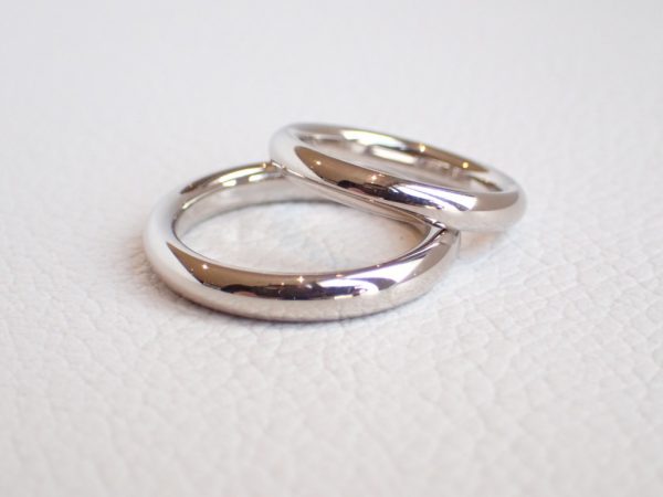 プラチナが選ばれる理由は？ 結婚指輪 - マリッジリング ブライダル 婚約指輪 - エンゲージリング 婚約指輪＆結婚指輪 - セットリング 