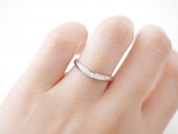 CafeRing/薬指で美しく咲き続けるサツキバイ 結婚指輪 - マリッジリング 婚約指輪＆結婚指輪 - セットリング イベント・フェアー 