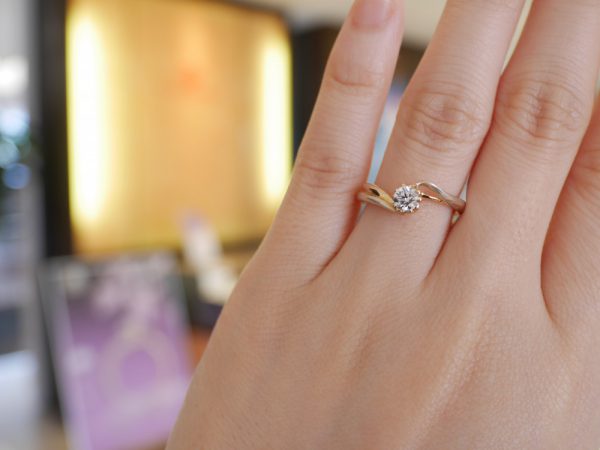 桜一輪☆杢目金屋でこだわってエンゲージリングを作りませんか？ 結婚指輪 - マリッジリング ブライダル 婚約指輪 - エンゲージリング 婚約指輪＆結婚指輪 - セットリング 
