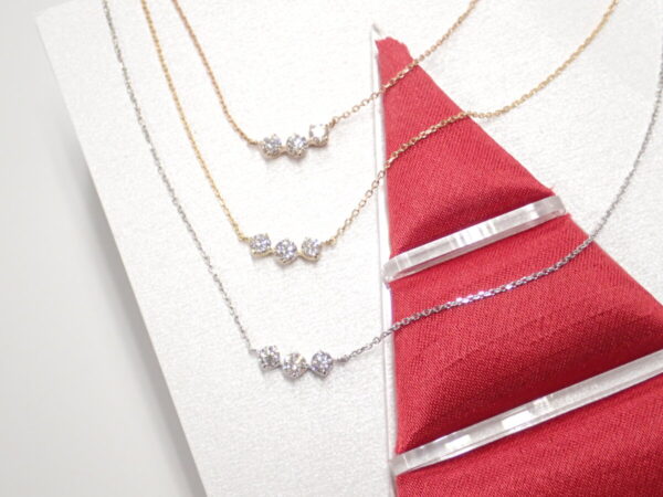 プレゼントに♡“朱い糸”を意味するアーカーのフィルージュハートリング