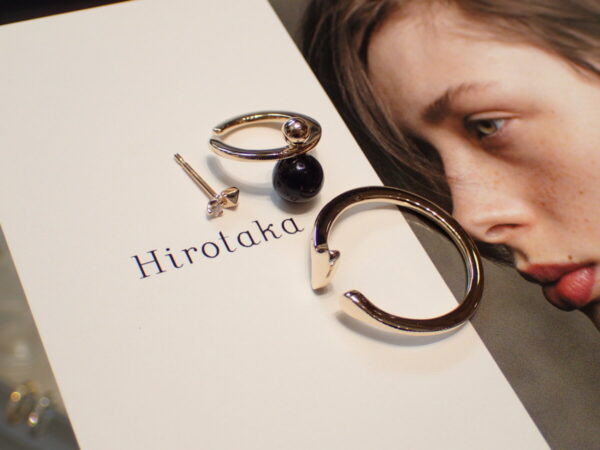 hirotaka ブラックオニキスを使ったイヤーカフが再入荷☆お勧めコーデをご紹介します！ ファッションジュエリー ヒロタカ 